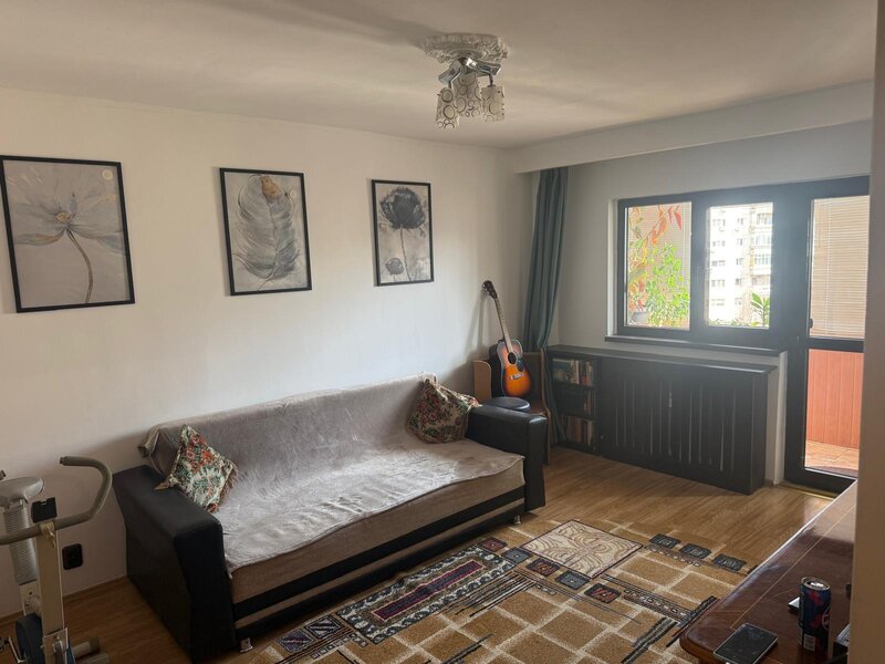 Parcul Tineretului, sector 4, apartament 3 camere decomandat 72 mp,