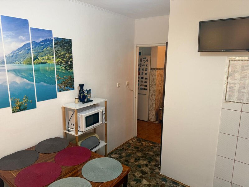 Parcul Tineretului, sector 4, apartament 3 camere decomandat 72 mp,