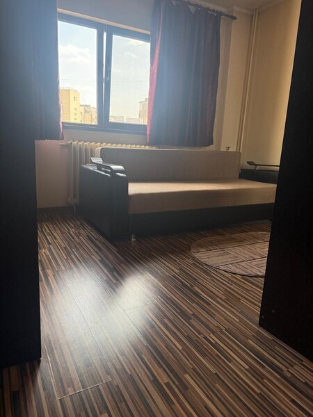 Parcul Tineretului, sector 4, apartament 3 camere decomandat 72 mp,