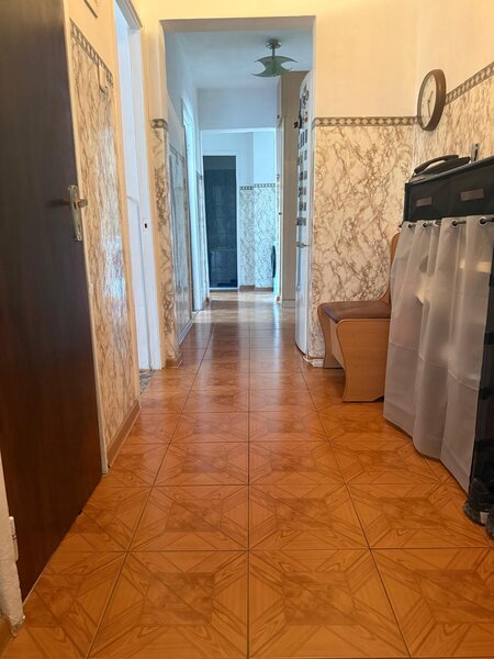 Parcul Tineretului, sector 4, apartament 3 camere decomandat 72 mp,