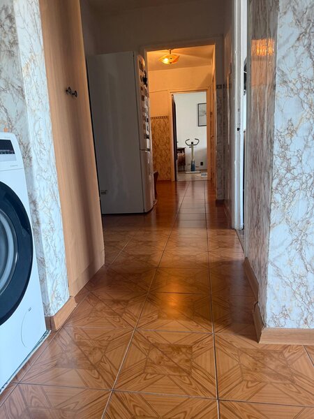 Parcul Tineretului, sector 4, apartament 3 camere decomandat 72 mp,
