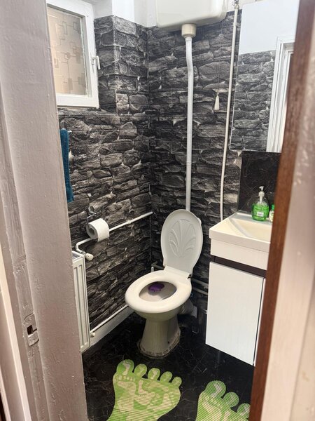 Parcul Tineretului, sector 4, apartament 3 camere decomandat 72 mp,